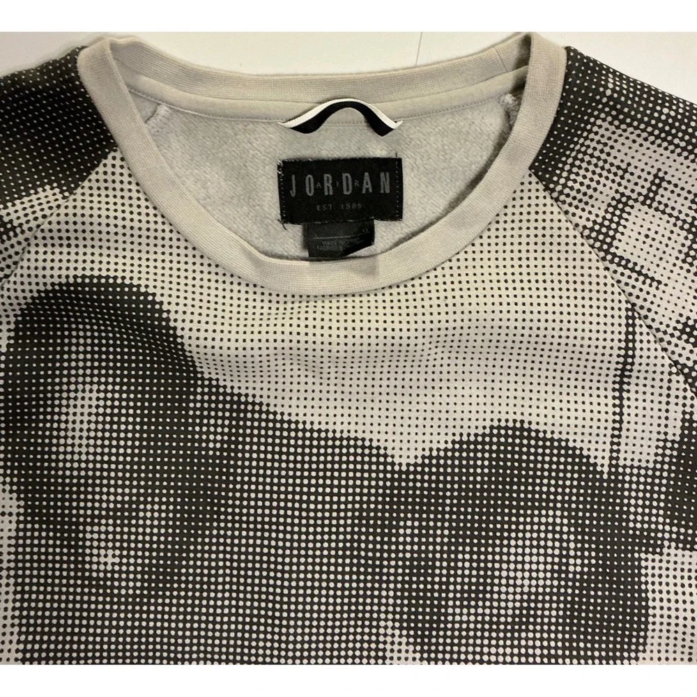 Nike Air Jordan Legacy‎ Tinker Gray AOP Sweatshirt Men's Size L Distressed